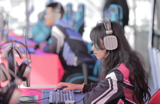 无畏契约Ares战神武器全面评测与使用技巧